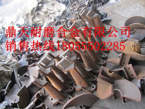西筑3000瀝青混合設(shè)備篩網(wǎng)、西筑鍋底襯板、除塵布袋生產(chǎn)廠家